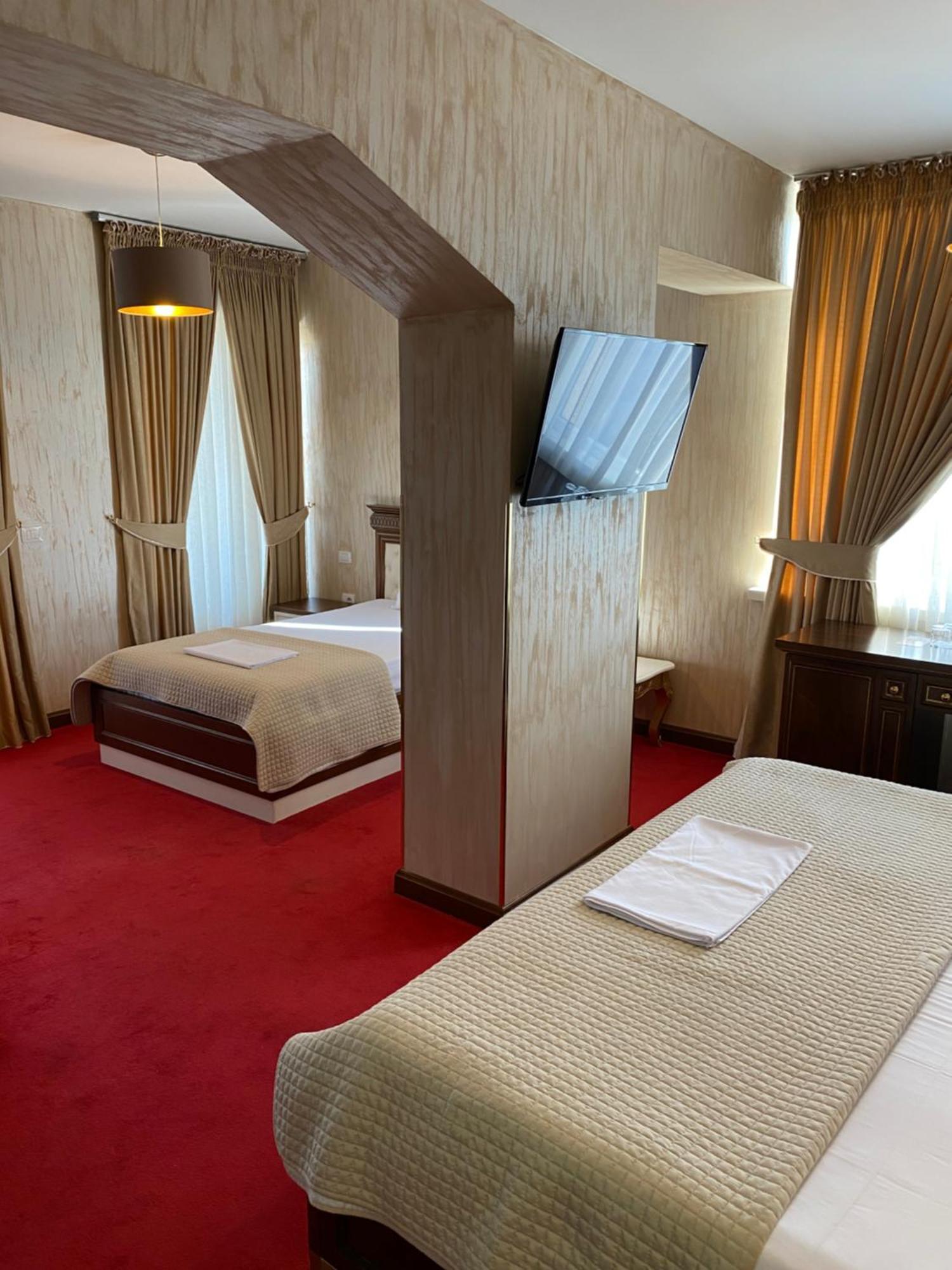 Rozafa Hotel Shkodër Exterior foto